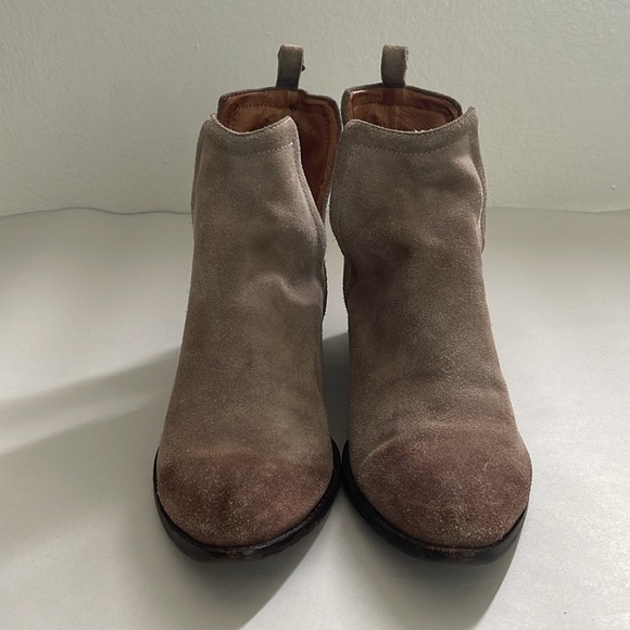 Jeffrey Campbell Muskrat Cut Out Suede Taupe Brown Ankle Boots Women's Size 9 - Picture 6 of 8